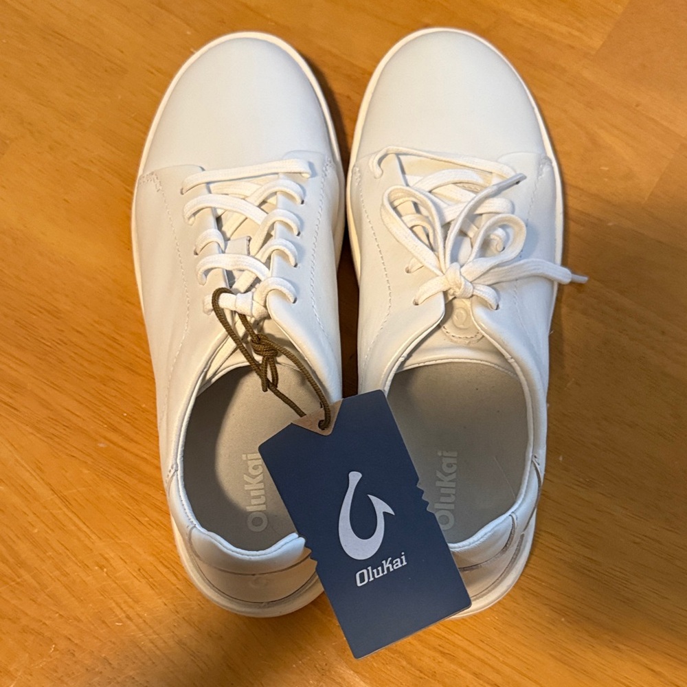 NWT OluKai Women's White Sneakers